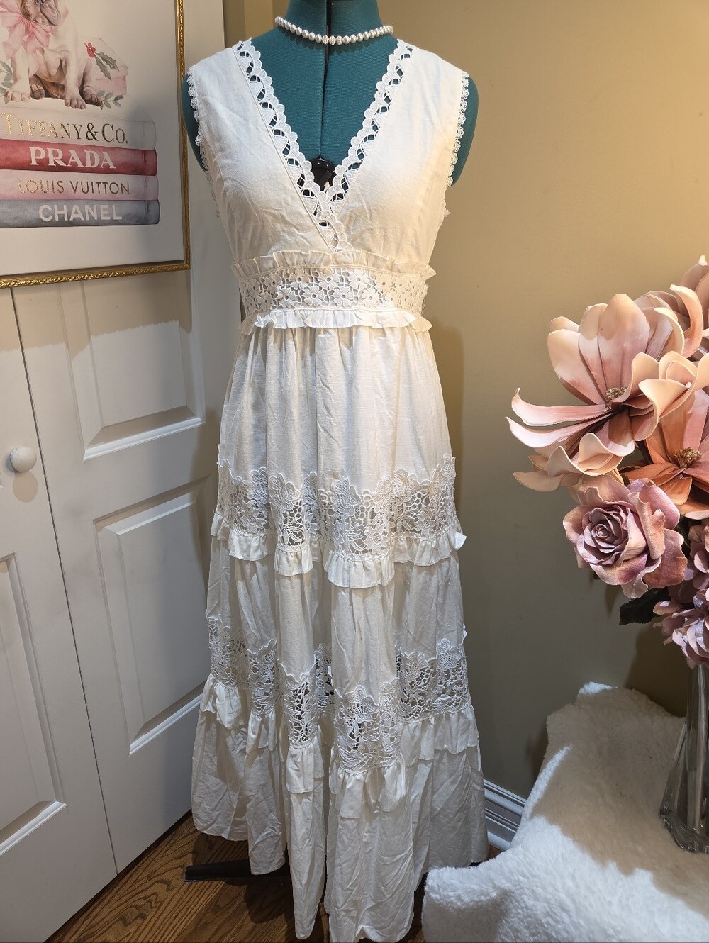 Nwt Medium Endelss Sumer Sleeveless White Lace-Trim V-Neck Maxi Dress $230 - Picture 4 of 16